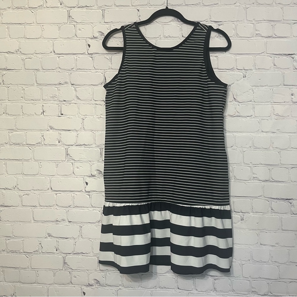 LULULEMON Both Ways Dress, Parallel Stripe/ Black - Picture 3 of 9